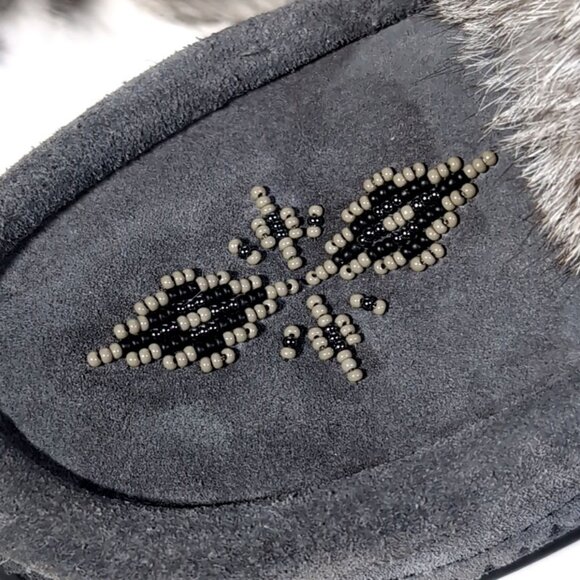 Manitobah Mukluks Wrap Gray Suede Shearling & Rabbit Fur Boots Womens Size 5 - Picture 4 of 10